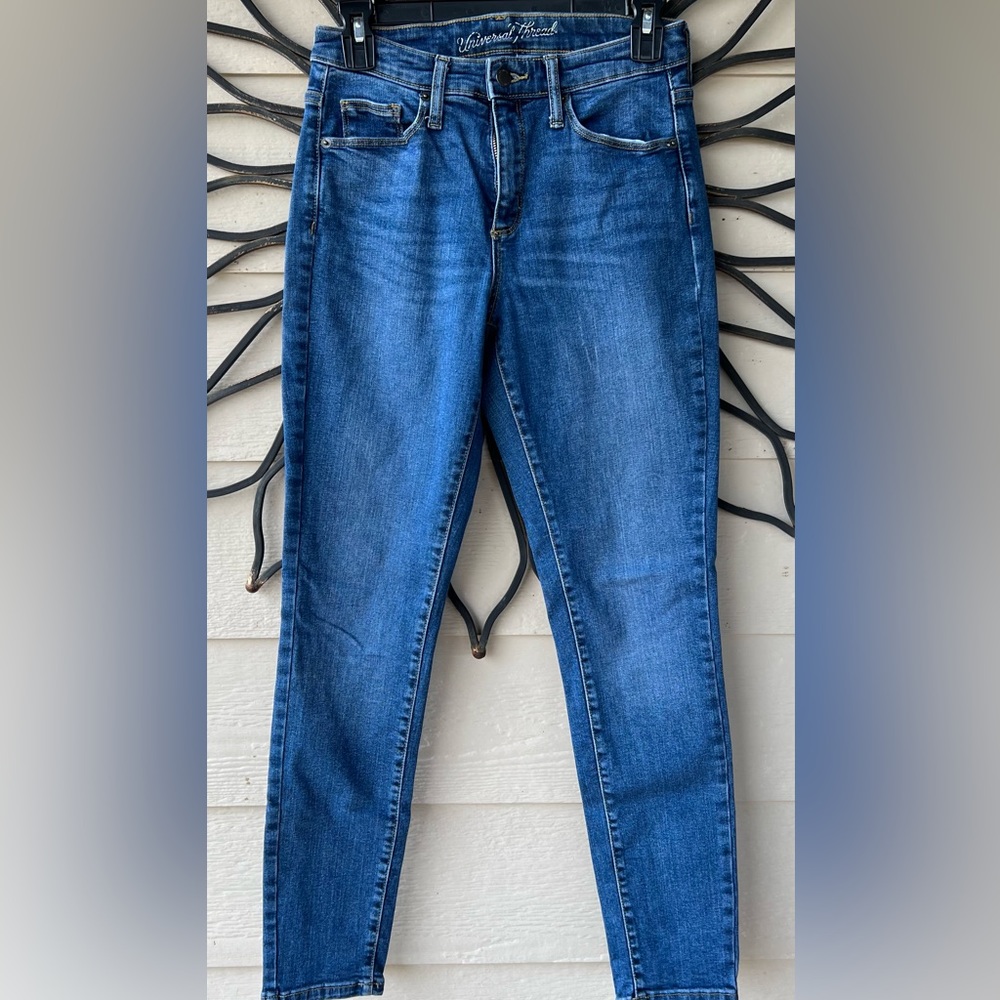 Universal thread size 6/28 S jeans